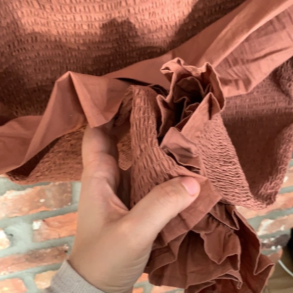 Beautiful spring/ summer midi long sleeve dress (elastic ) - Picture 4 of 8